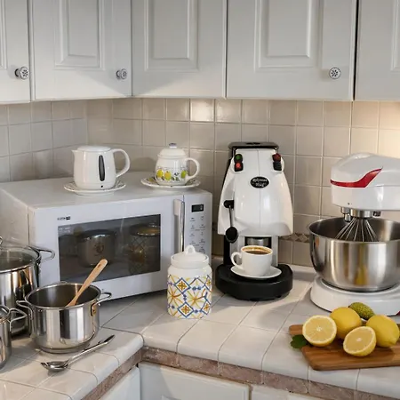 公寓 Panoramic Sea & Vesuvio View, Center, Costa Del Sole *